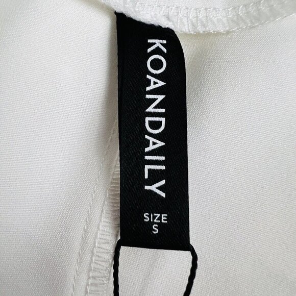 *New* Koandaily Black & White Faces Art Deco Wearable Art Blazer Jacket Sz Small - Picture 8 of 11